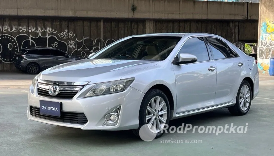 2013-toyota-camry-25-hybrid-navi-bangkok-camry-25l-hybrid-top-48577835