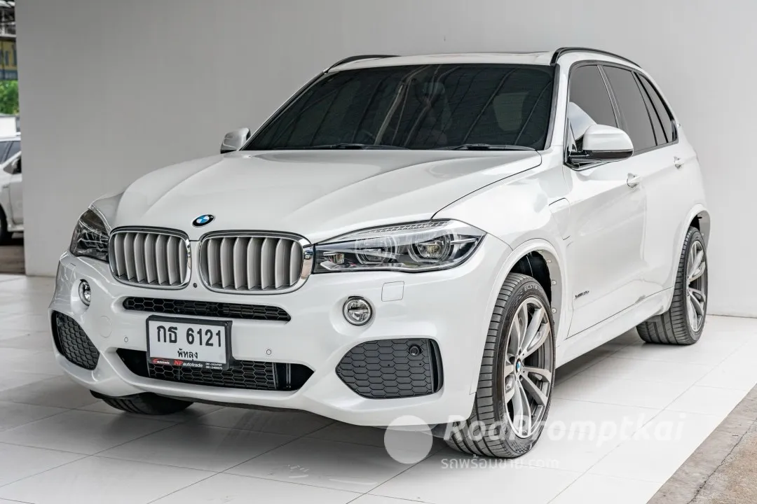 2017-bmw-x5-20-xdrive40e-m-sport-4wd-phatthalung-sunroof-02540291