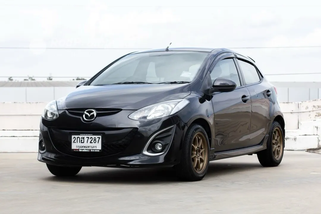 2013-mazda-2-15-spirit-sports-bangkok-sport-5-mazda2-15-spirit-sport-2013-black-mica-192xxx-km-73919393