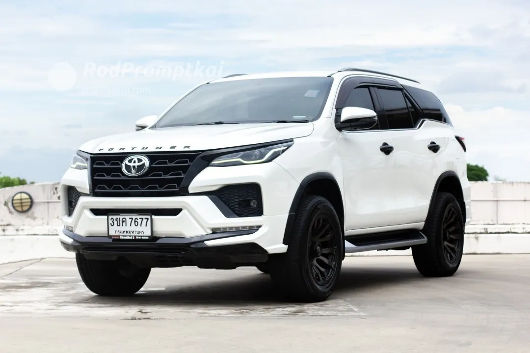 2020-toyota-fortuner-24-v-4wd-bangkok-toyota-fortuner-24v-2wd-at-2020-2021-73950828