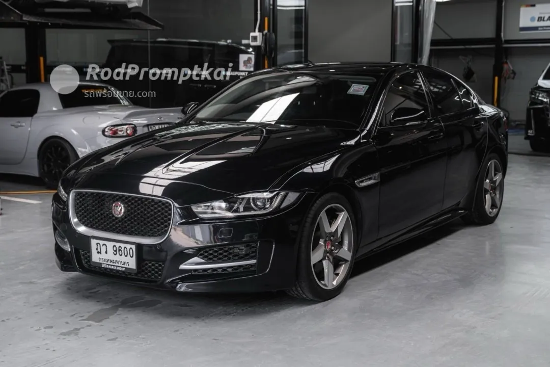 2016-jaguar-xe-20-r-sport-bangkok-jaguar-xe-r-sport-16-option-r-sport-package-40xxx-74296968