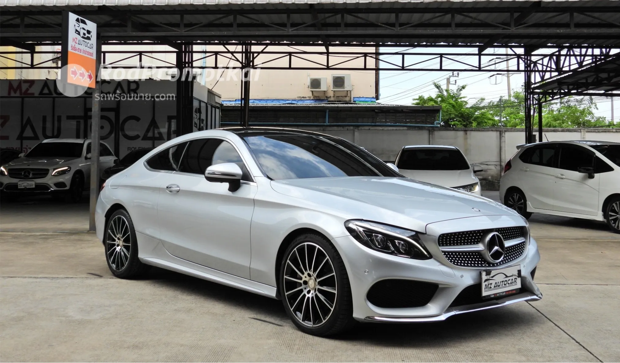 2017-mercedez-benz-c-class-c250-coupe-amg-dynamic-bangkok-mercedes-benz-c250-coupe-amg-2017-74606591