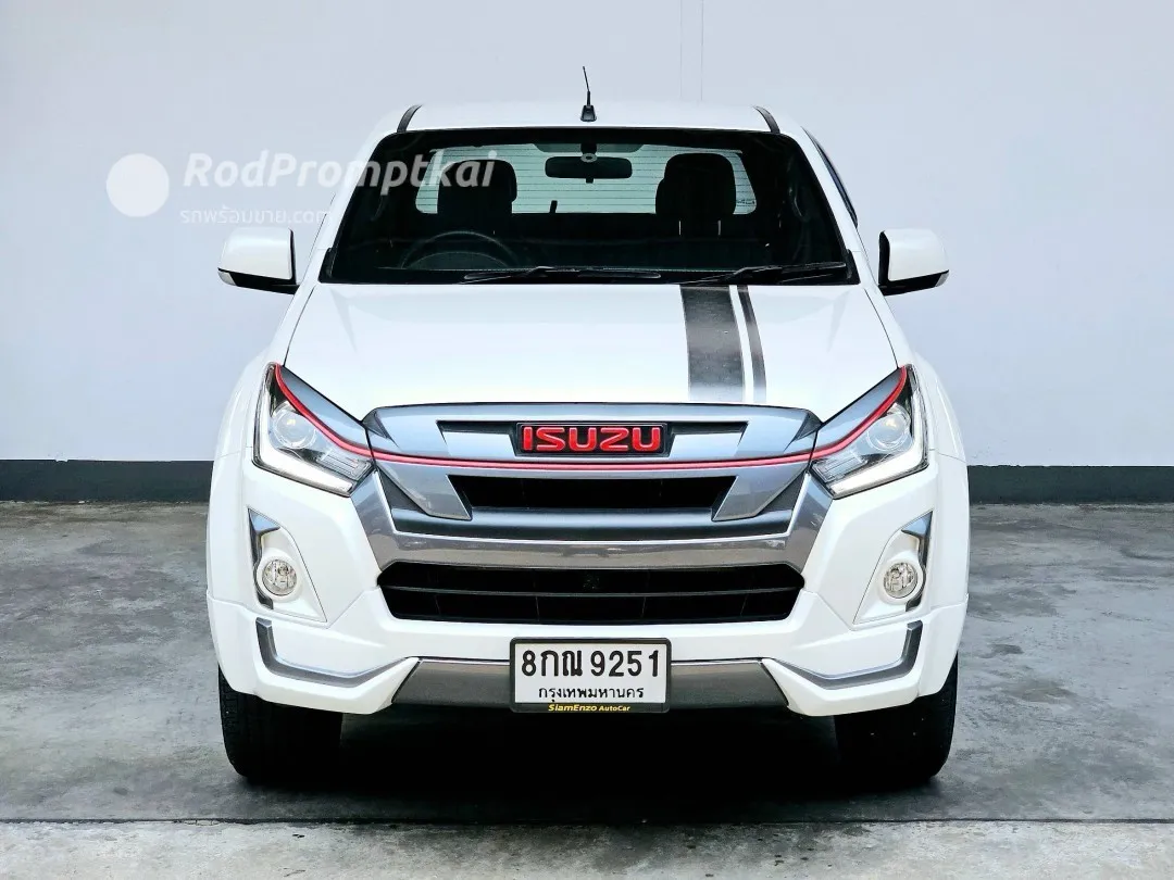 ISUZU