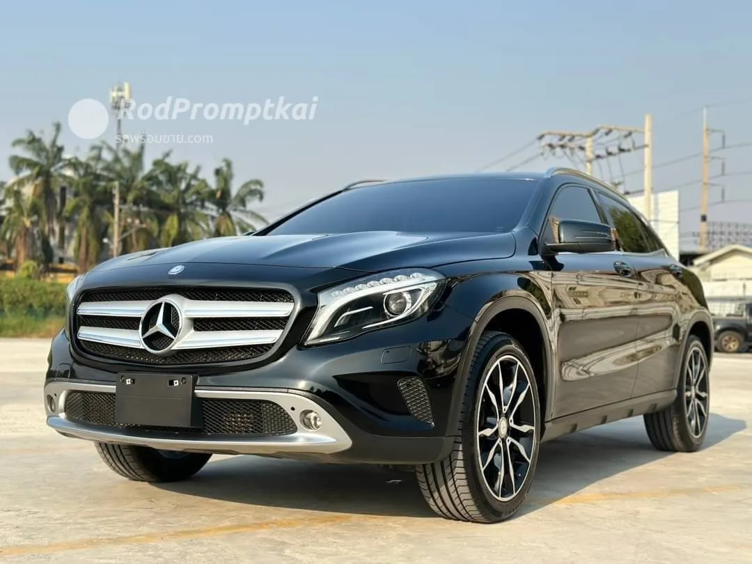 2015-mercedez-benz-gla-class-200-16-urban-bangkok-76082230