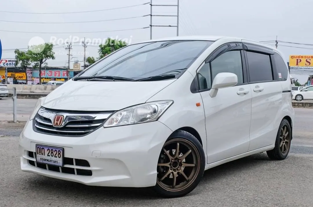 2013-honda-freed-15-se-bangkok-sport-79804812