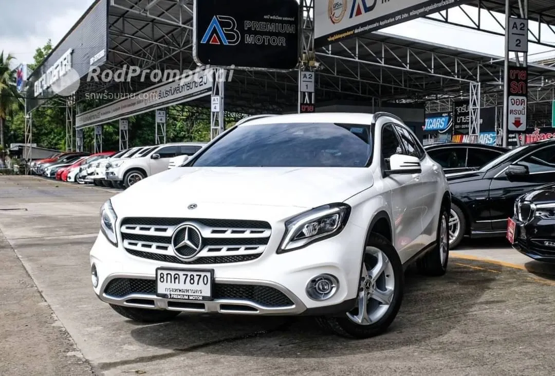 2018-mercedez-benz-gla-class-200-16-urban-bangkok-10-79861458