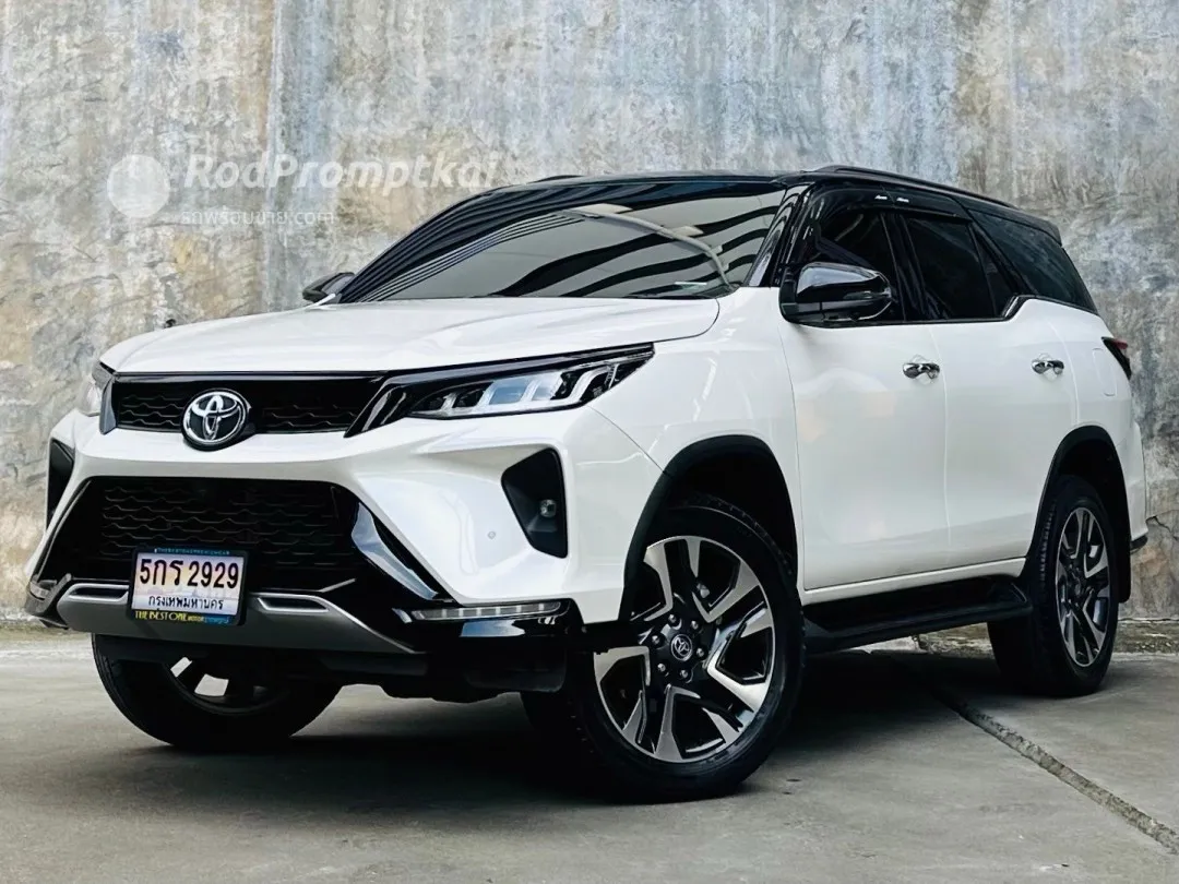 2020-toyota-fortuner-24-legender-bangkok-84243244