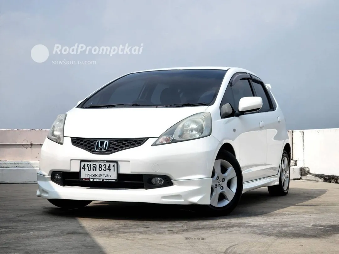 2010-honda-jazz-15-v-bangkok-honda-jazz-15v-2010-40627225