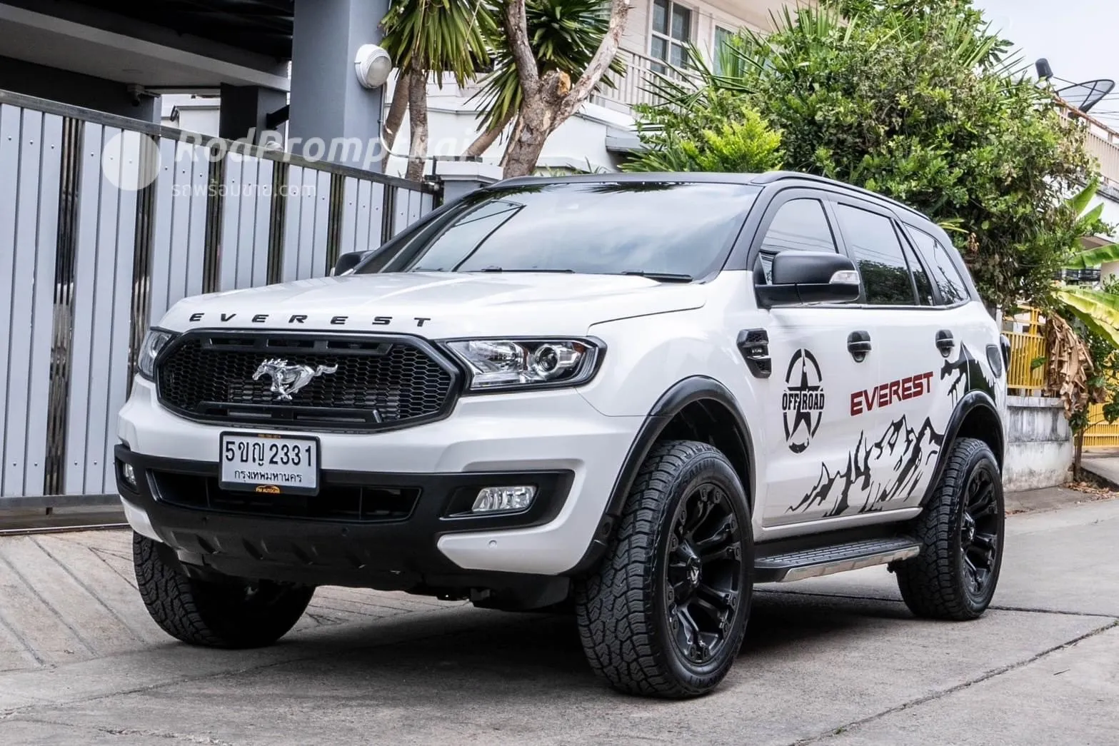 2019-ford-everest-20-bi-turbo-4wd-titanium-plus-bangkok-40777224