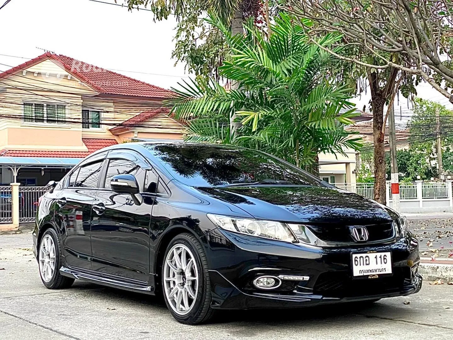 2014-honda-civic-18-e-i-vtec-bangkok-41209841