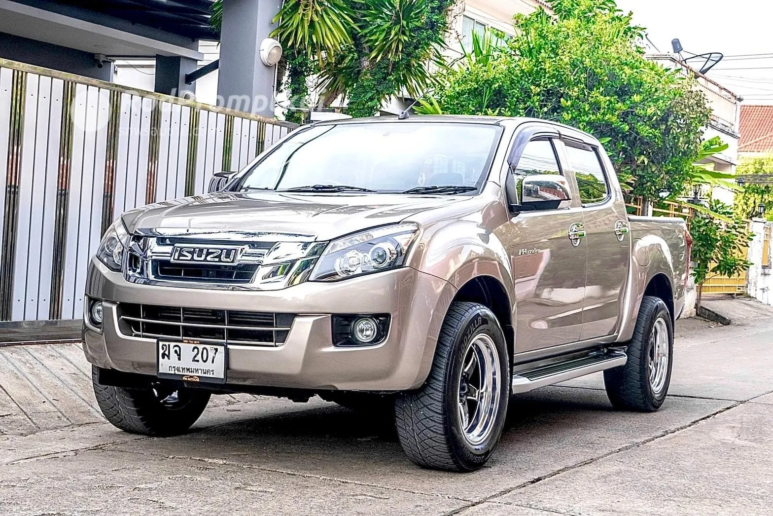 2012-isuzu-d-max-12-19-25-vgs-z-prestige-navi-bangkok-41393102