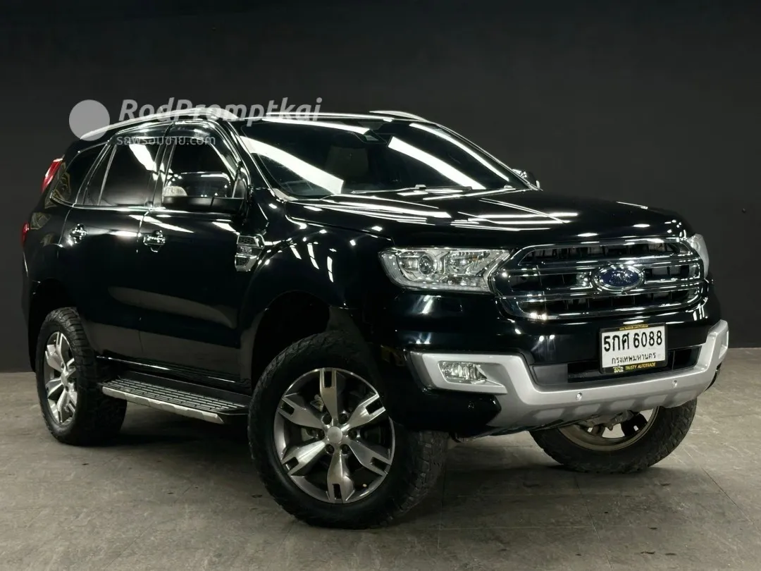 2017-ford-everest-32-titanium-4wd-bangkok-2-43515875