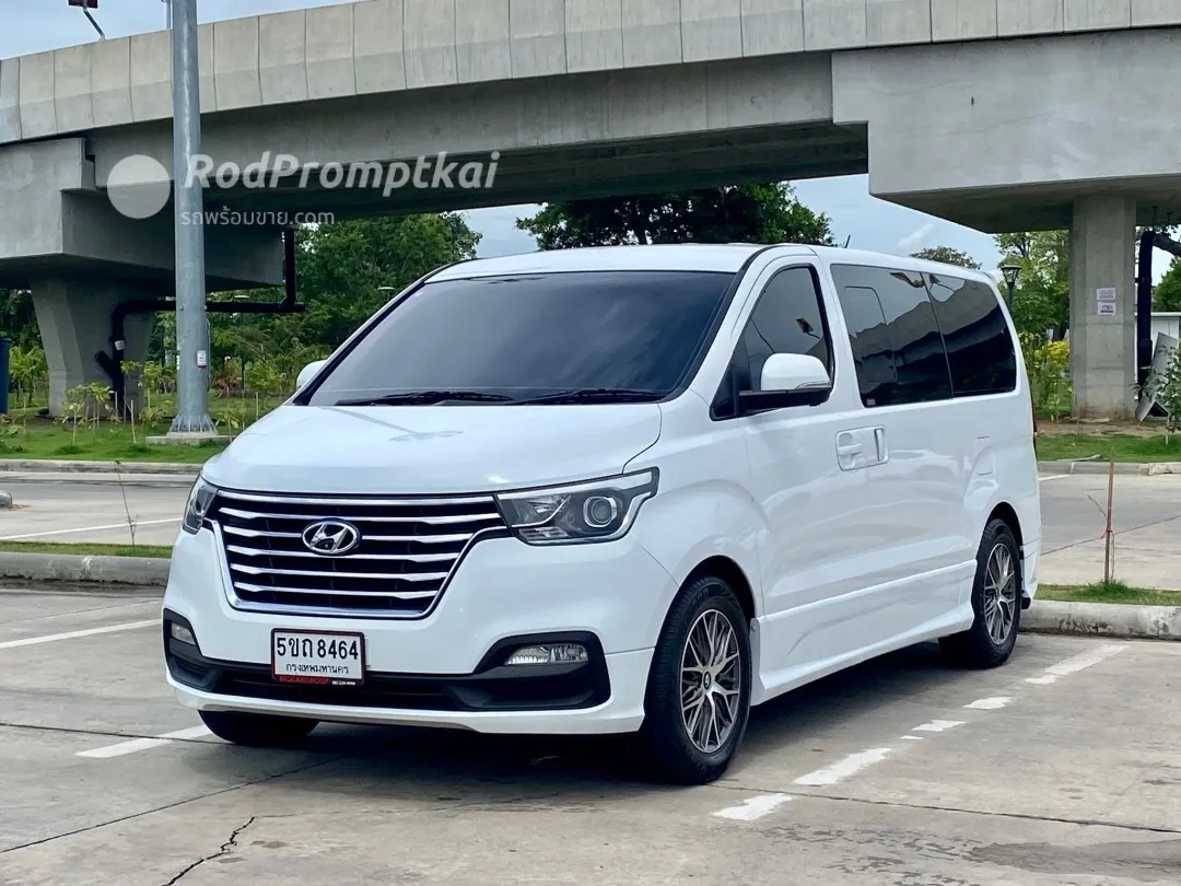 2018-hyundai-grand-starex-25-vip-bangkok-43817892