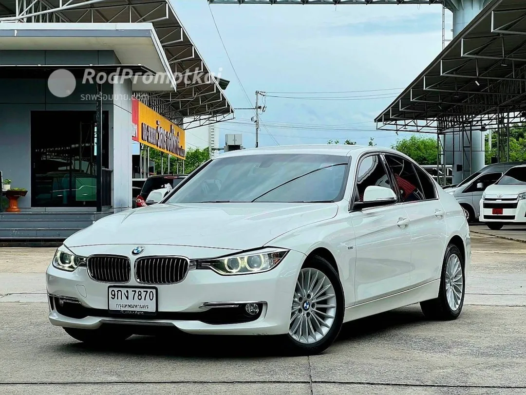 2015-bmw-series-3-320i-bangkok-45014825