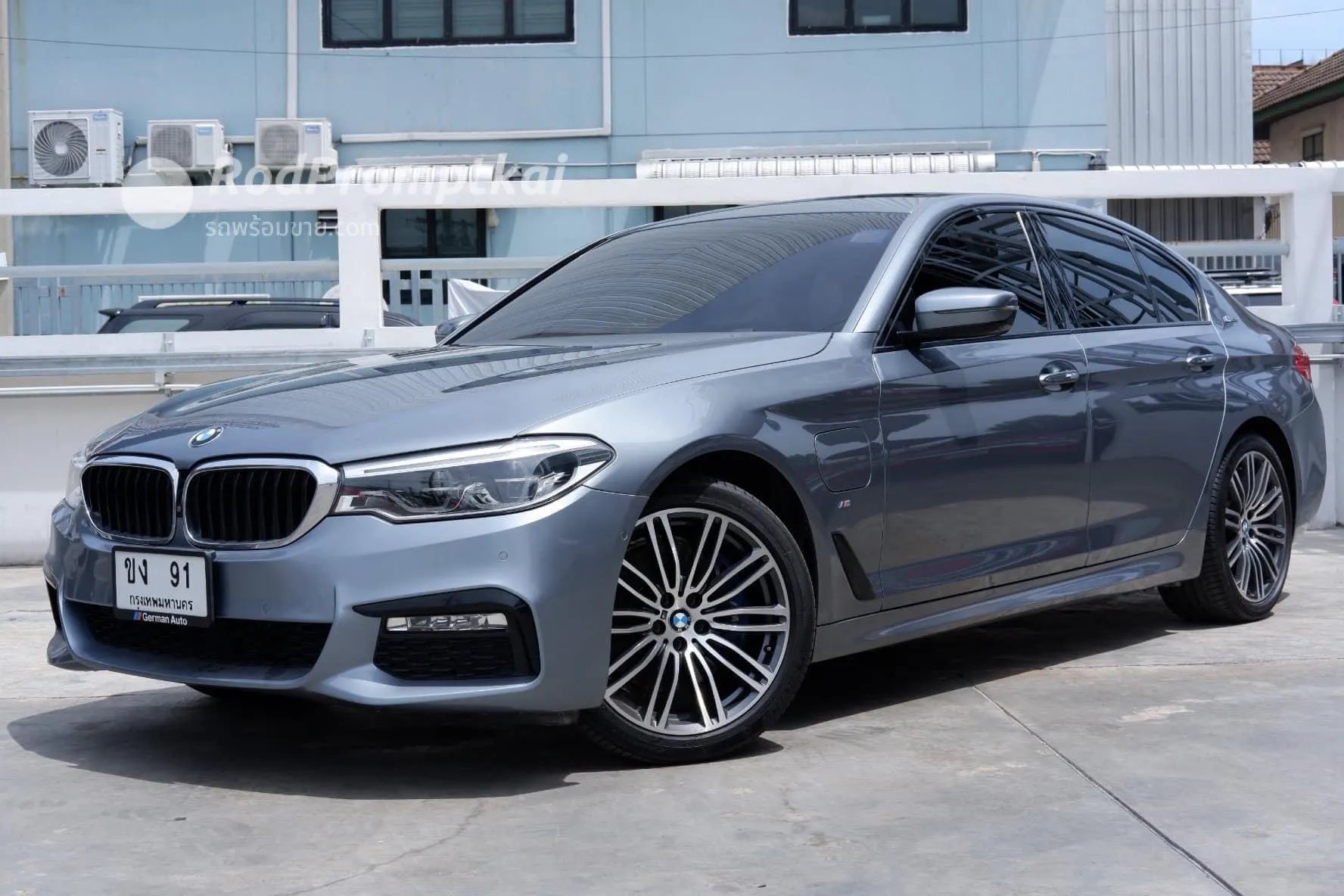 2018-bmw-series-5-530e-20-m-sport-bangkok-556-45123289