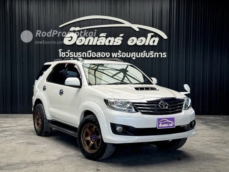 2012-toyota-fortuner-30-v-bangkok-toyota-fortuner-30-v-2wd-navi-201213-45575127