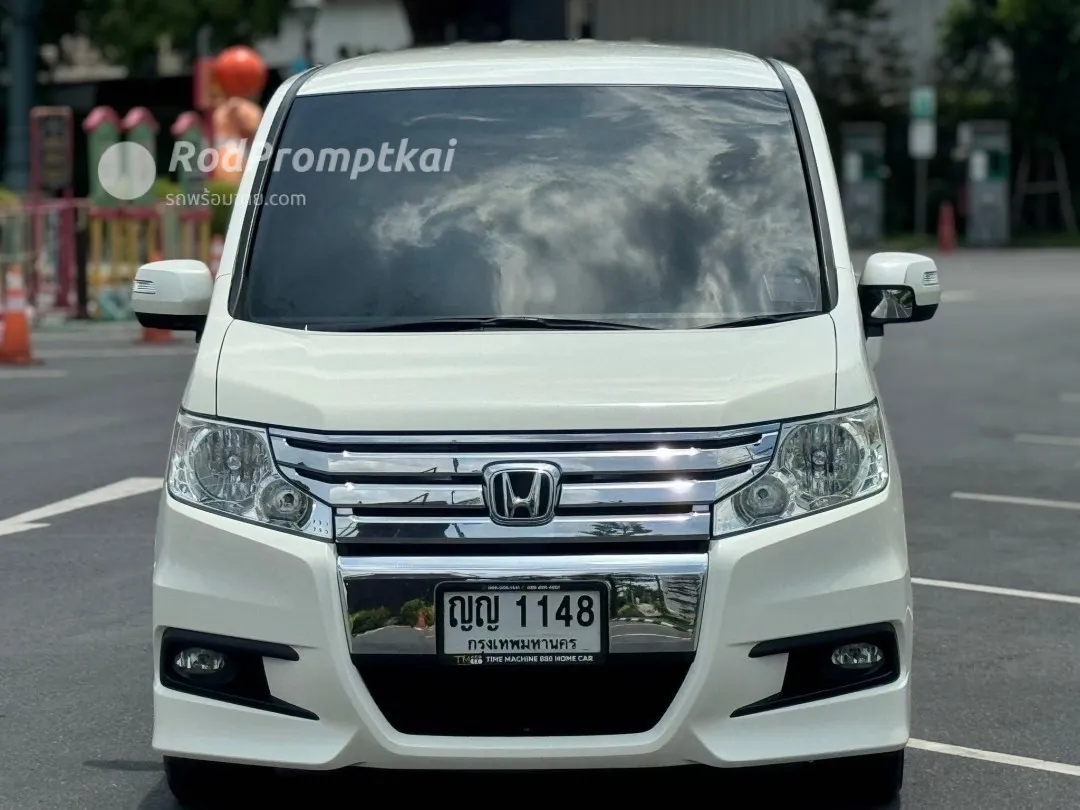 2013-honda-stepwagon-spada-20-el-bangkok-honda-stepwagon-2013-46793341