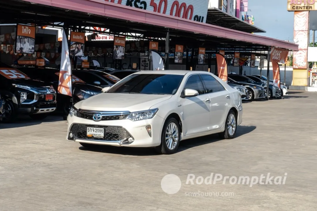 2016-toyota-camry-25-hybrid-cd-bangkok-99784412