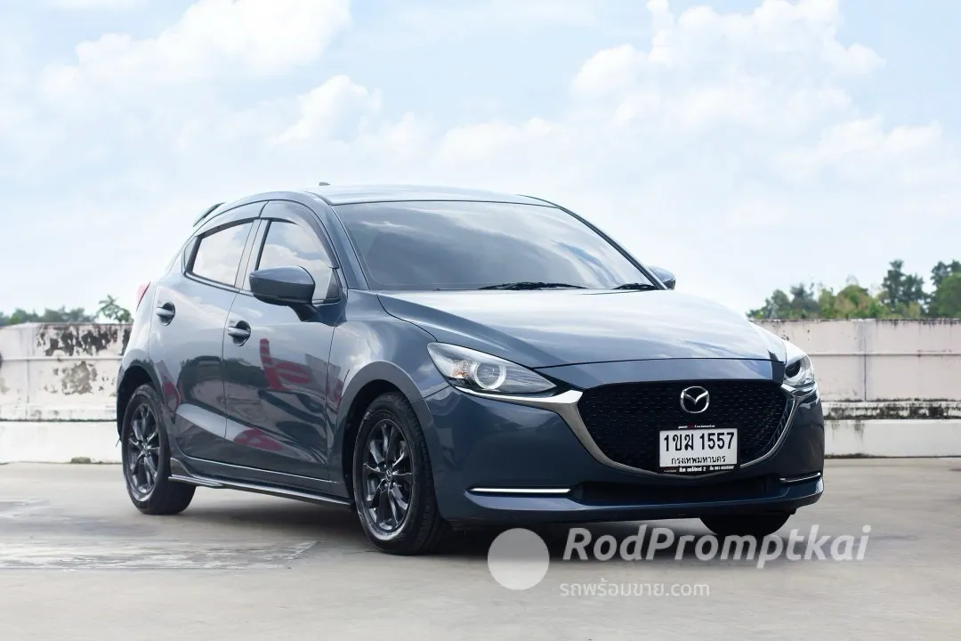 2019-mazda-2-13-s-sports-leather-bangkok-eco-car-42346352