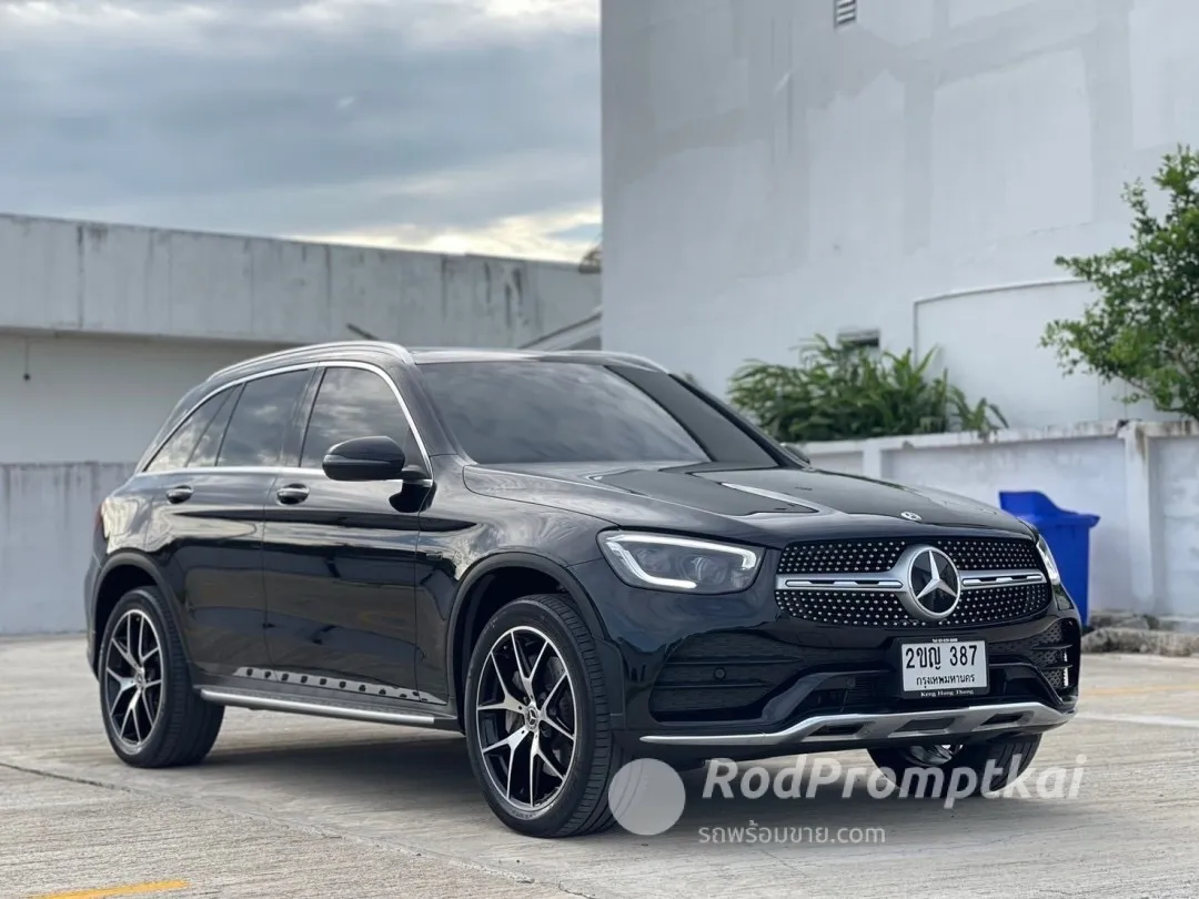 2020-mercedez-benz-glc-class-300e-20-4matic-amg-dynamic-4wd-bangkok-mercedes-benz-glc300e-amg-dynamic-w253-2020-2021-60152179