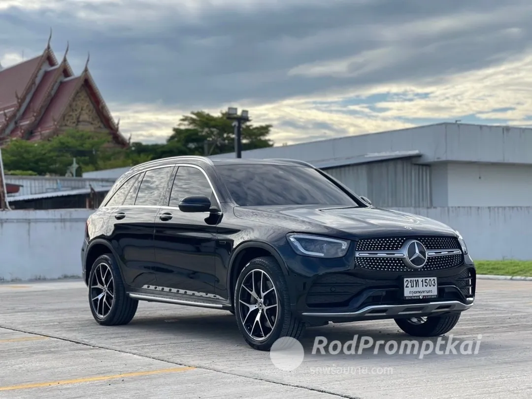 2021-mercedez-benz-glc-class-300e-20-4matic-amg-dynamic-4wd-bangkok-mercedes-benz-glc300e-amg-dynamic-w253-2021-60504616