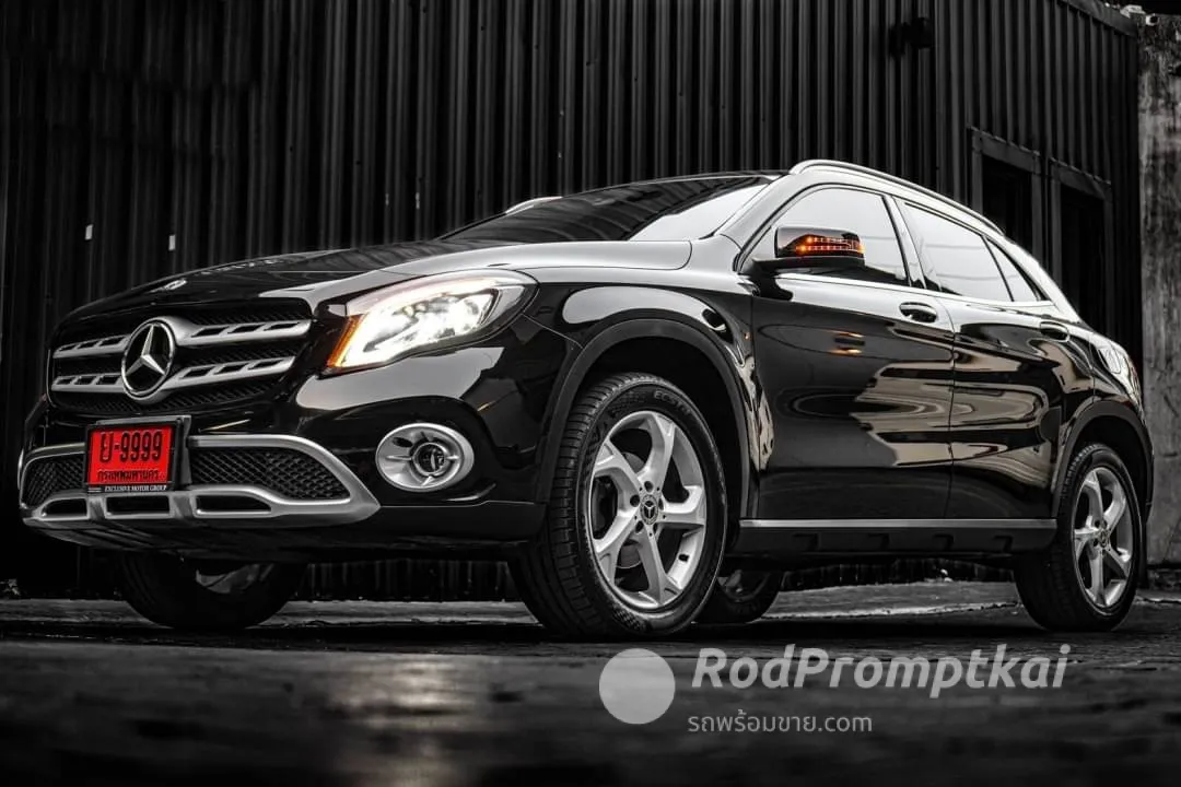 2019-mercedez-benz-gla-class-200-16-urban-bangkok-34600853