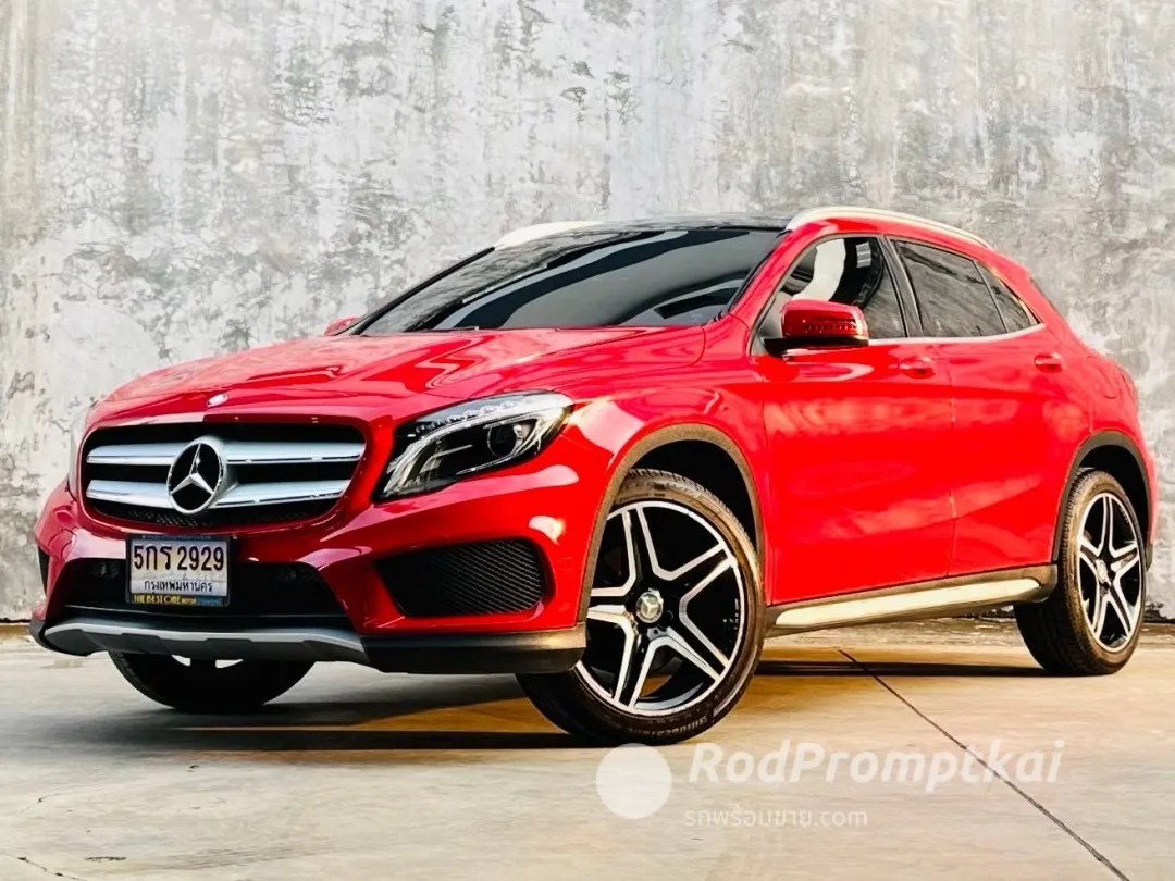 2017-mercedez-benz-gla-class-250-20-amg-dynamic-bangkok-01972500