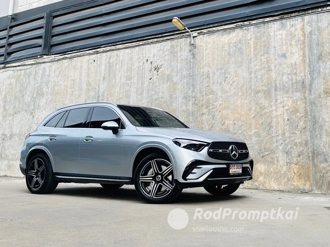 2023-mercedez-benz-glc-class-350e-20-4matic-amg-dynamic-4wd-bangkok-64283474