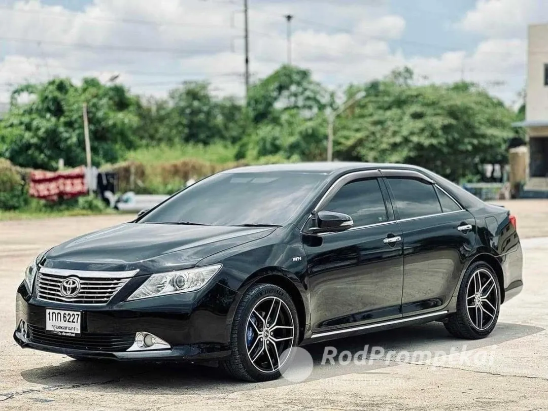 2012-toyota-camry-20-g-bangkok-98340293