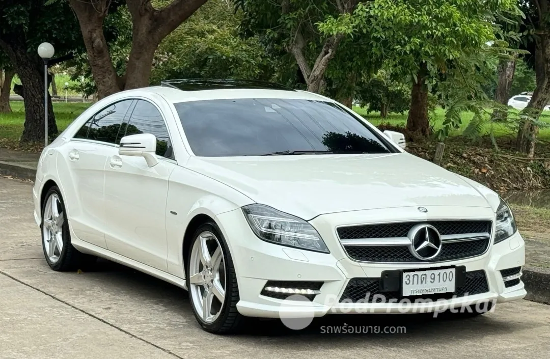 Mercedez-Benz