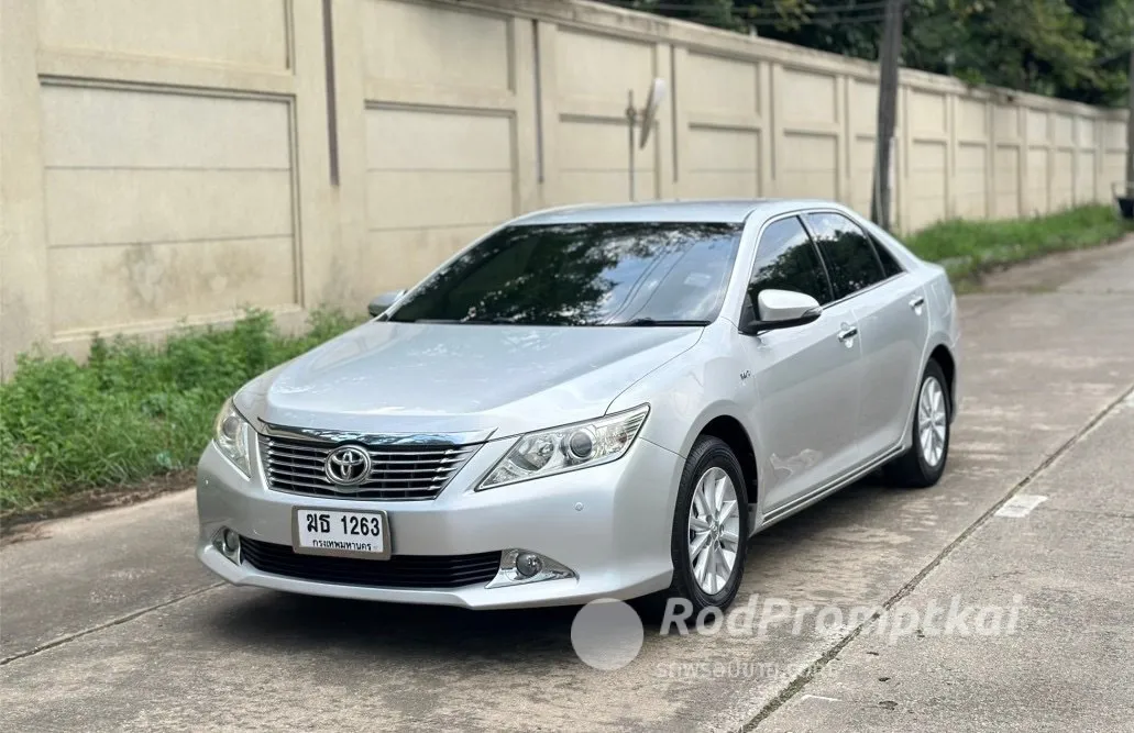 2012-toyota-camry-20-g-bangkok-toyota-camry-20-12-18-g-sedan-85838516