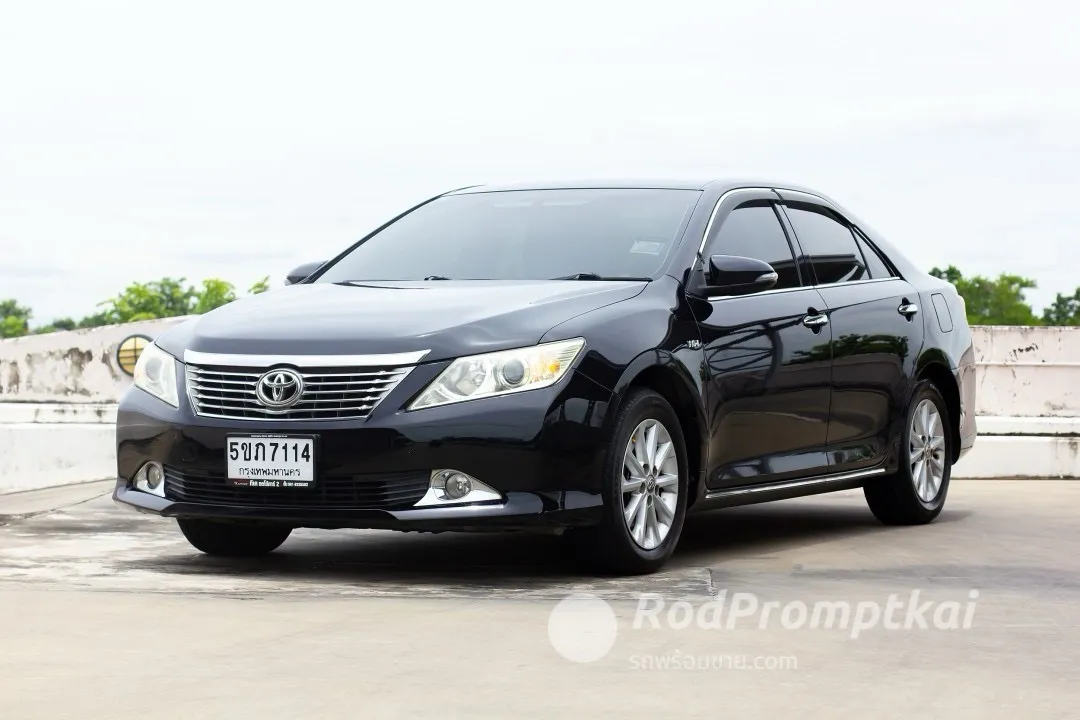 2013-toyota-camry-20-g-bangkok-2-18130892