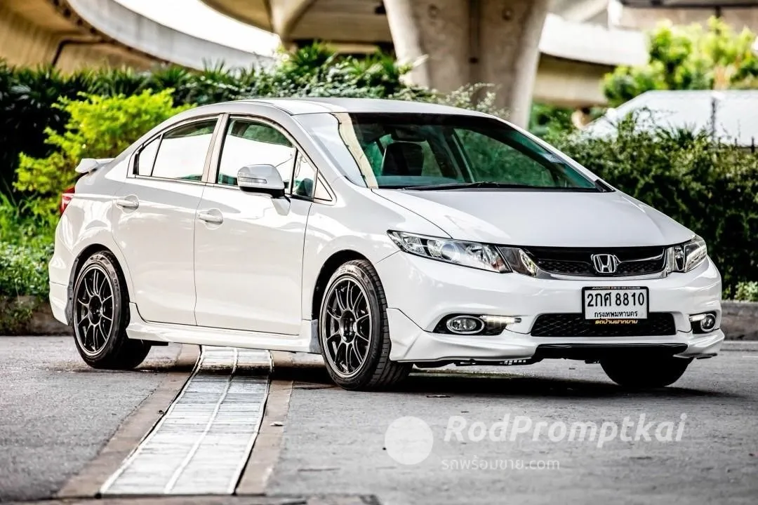 2014-honda-civic-18-e-modulo-bangkok-honda-civic-fb-18e-modulo-2014-49244707