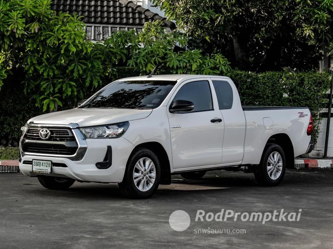 2021-toyota-hilux-revo-24-entry-z-edition-smart-cab-bangkok-81466380