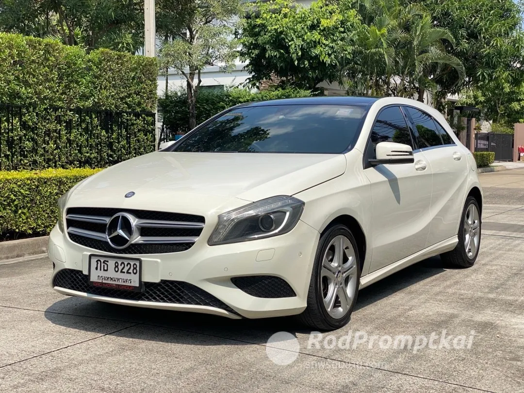 2014-mercedez-benz-a-class-a180-16-amg-sport-bangkok-44559397