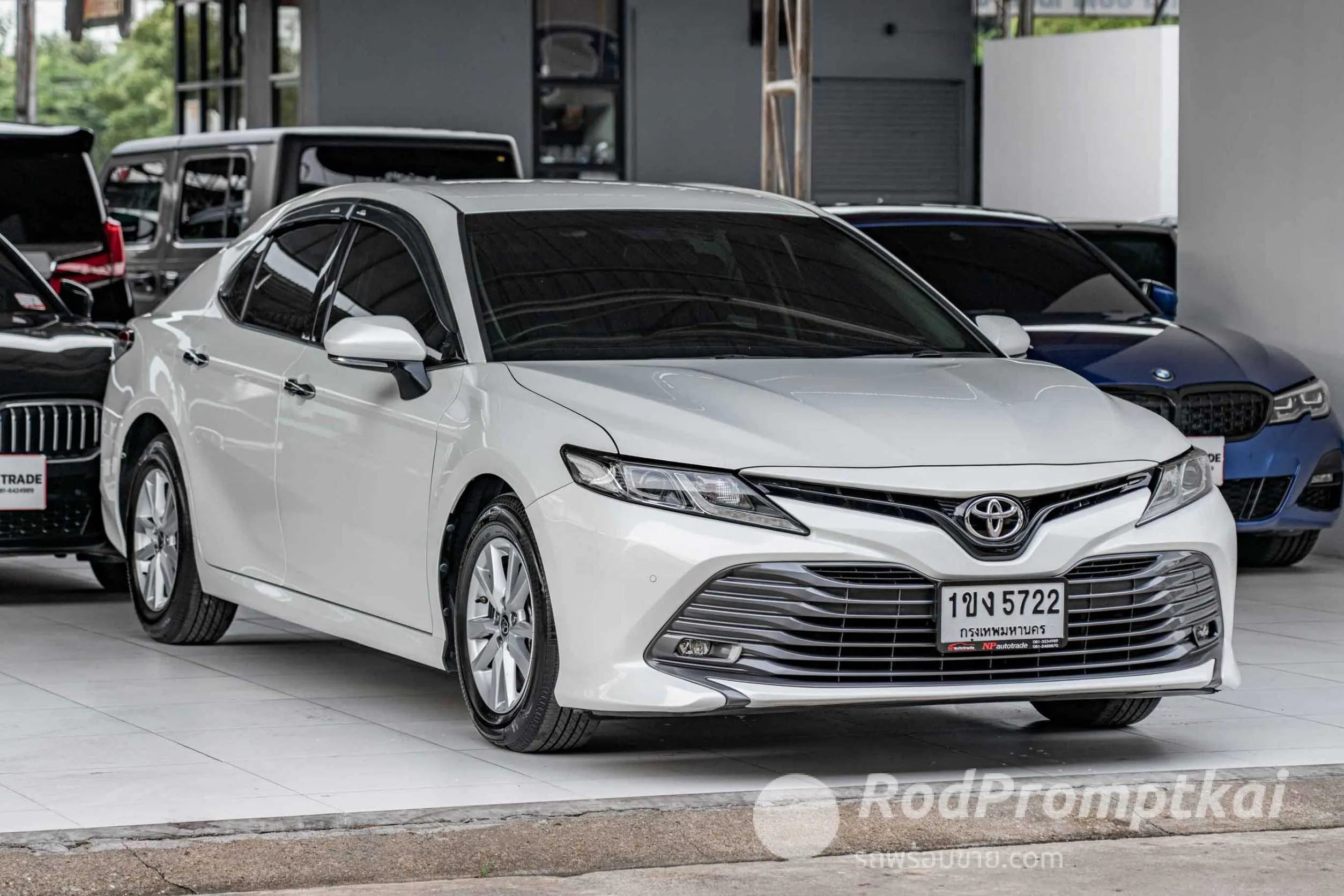 2020-toyota-camry-20-g-bangkok-05738246