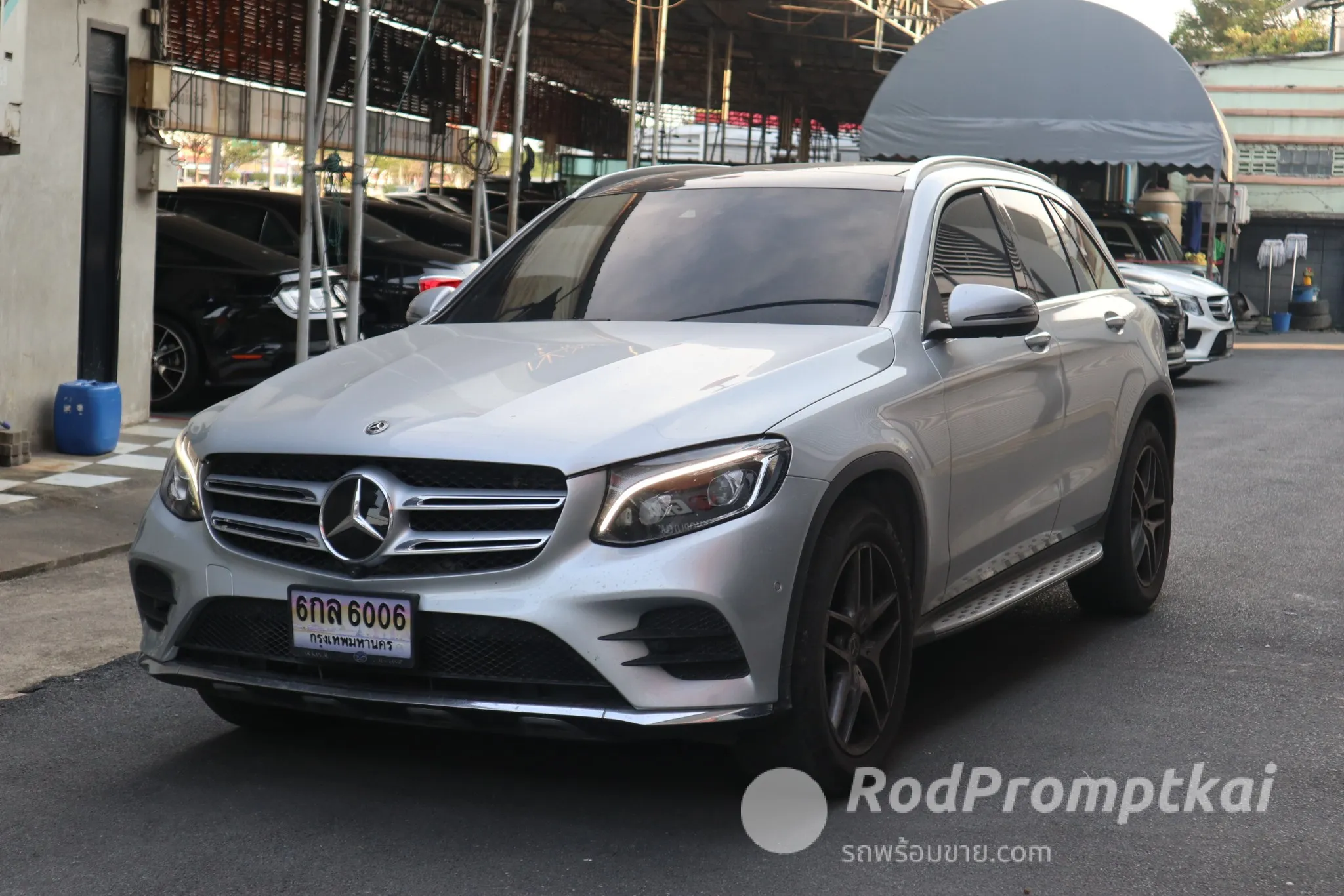 2019-mercedez-benz-glc-class-250d-21-4matic-amg-dynamic-4wd-bangkok-49128538