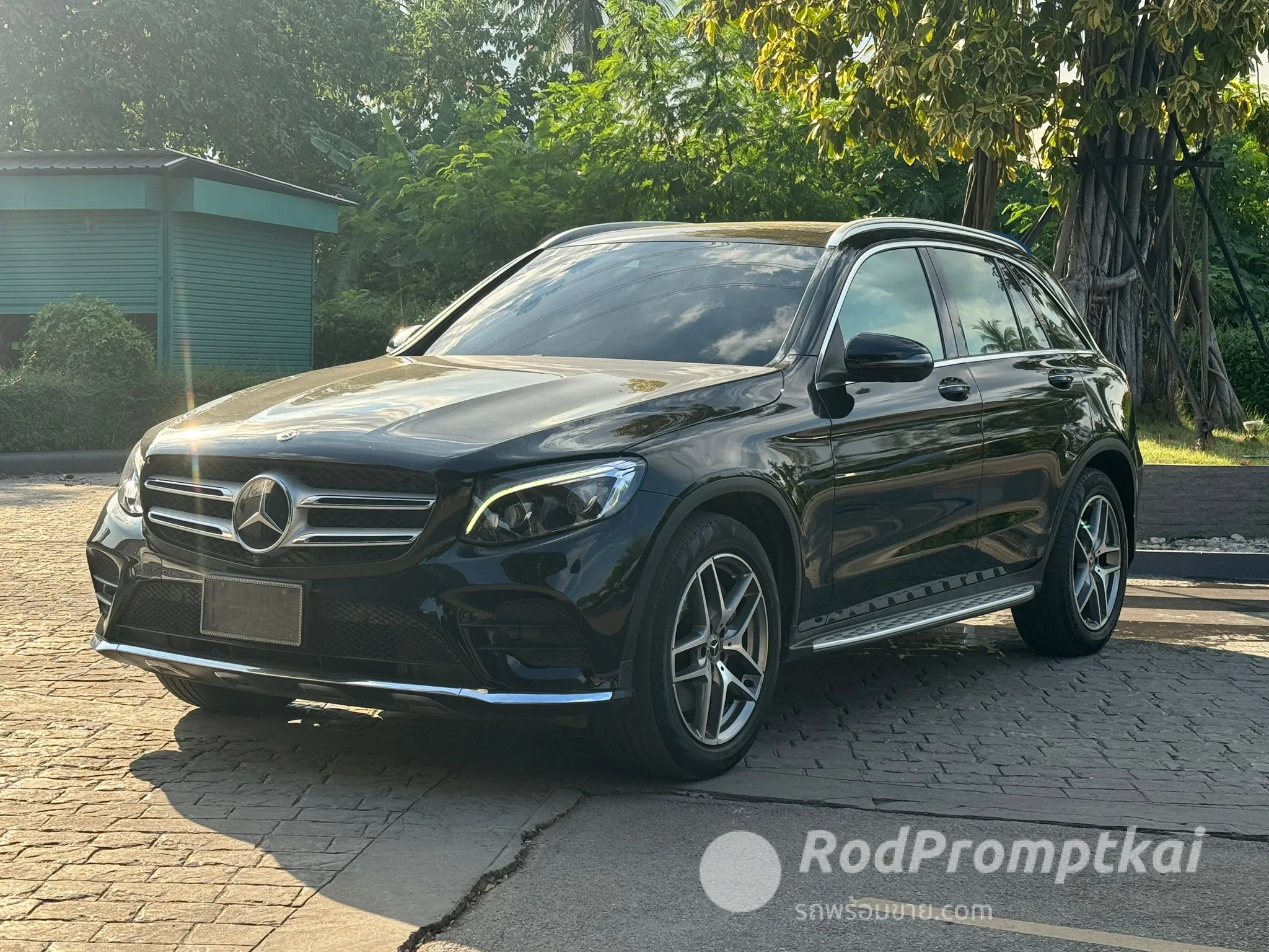 2019-mercedez-benz-glc-class-250d-21-4matic-amg-dynamic-4wd-bangkok-54633773