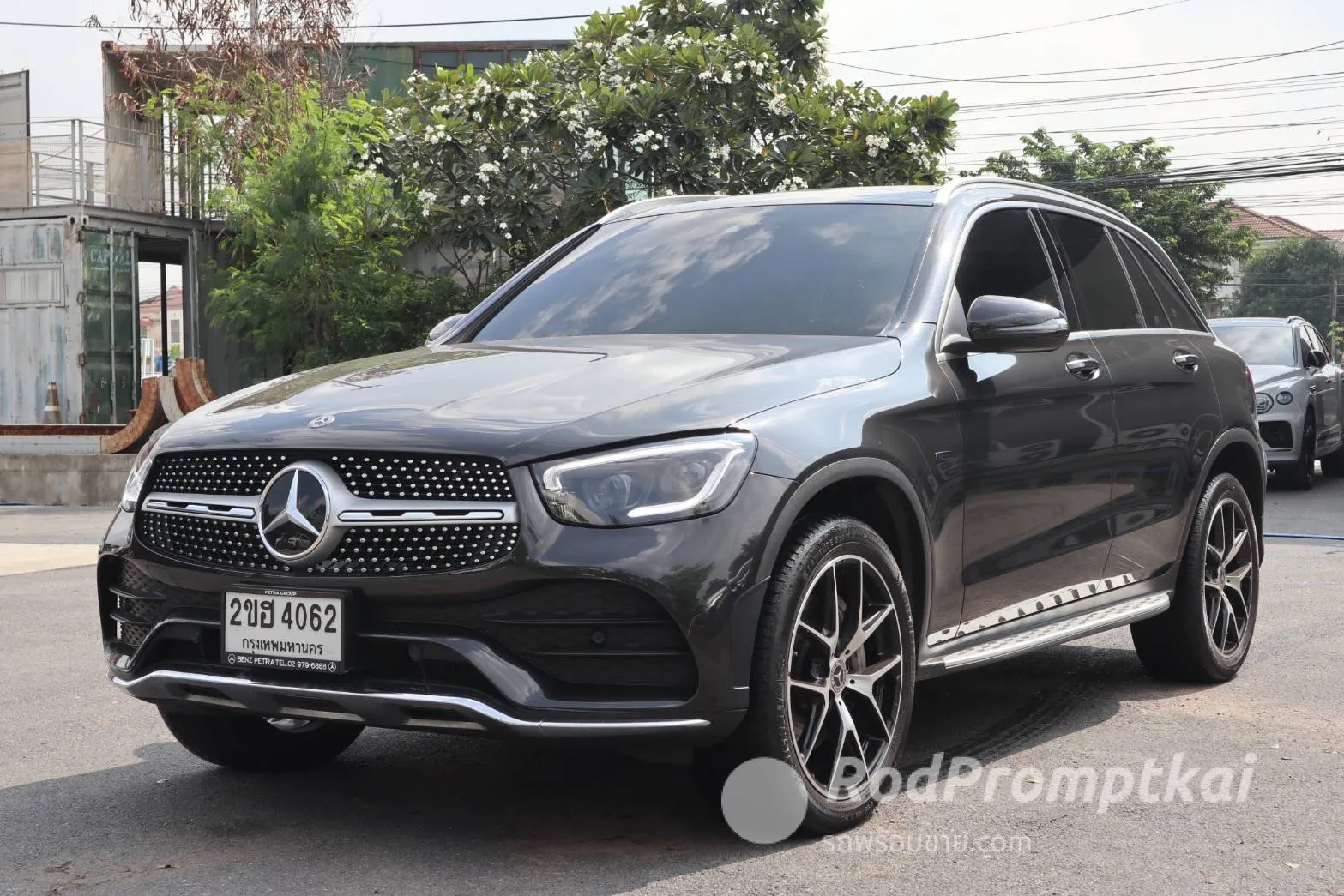 2020-mercedez-benz-glc-class-300e-20-4matic-amg-dynamic-4wd-bangkok-58216304