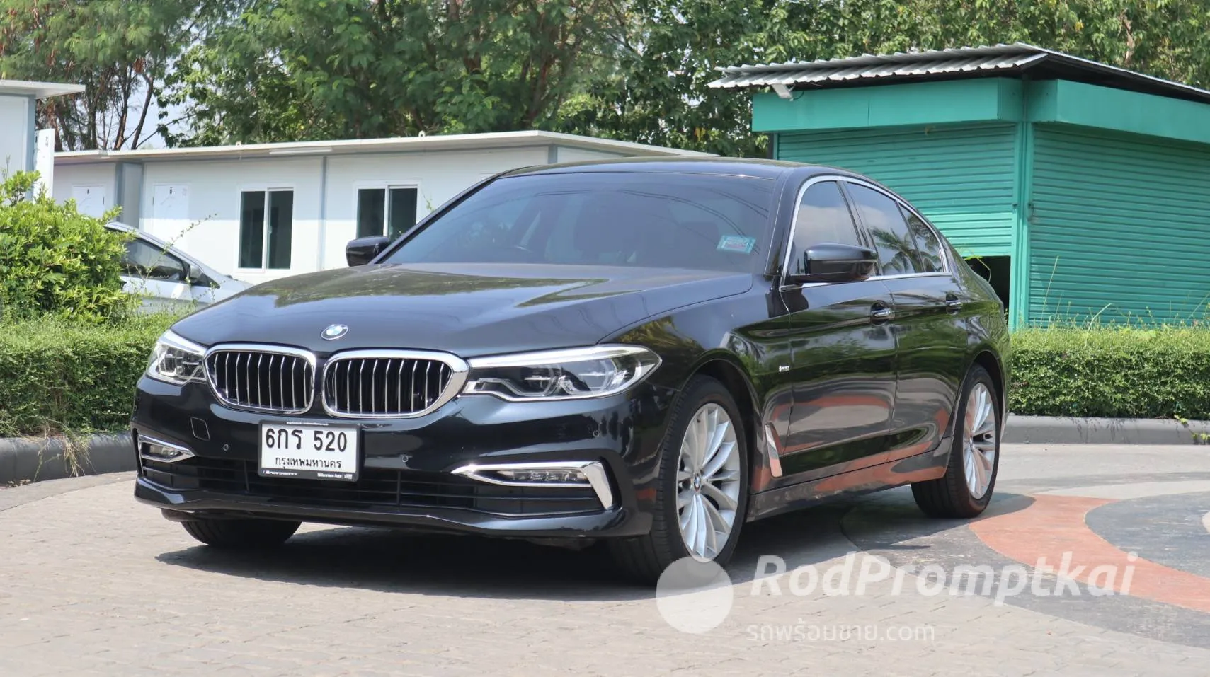 2017-bmw-series-5-520d-luxury-bangkok-26357318