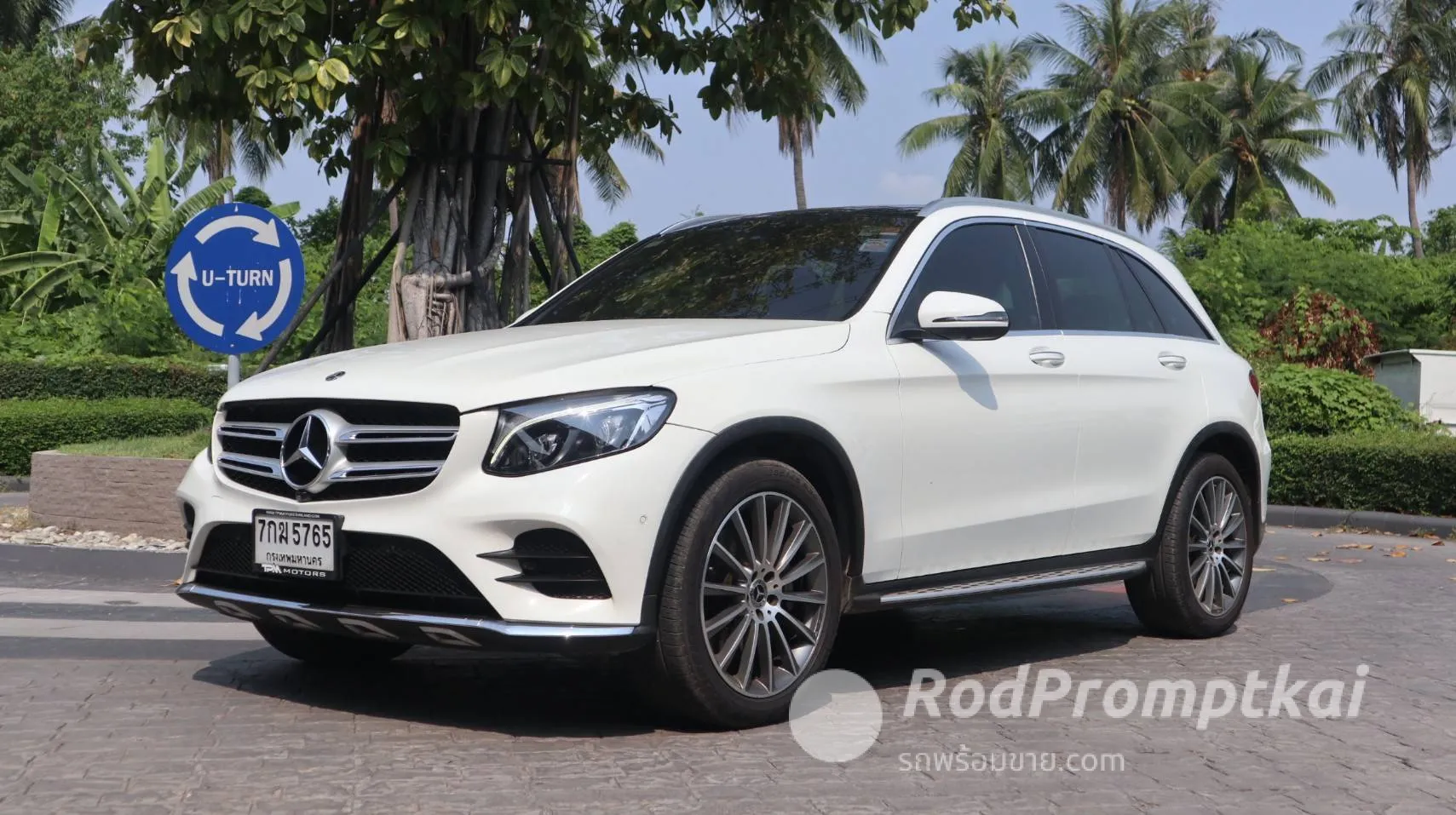 2018-mercedez-benz-glc-class-250d-21-4matic-amg-dynamic-4wd-bangkok-28228184