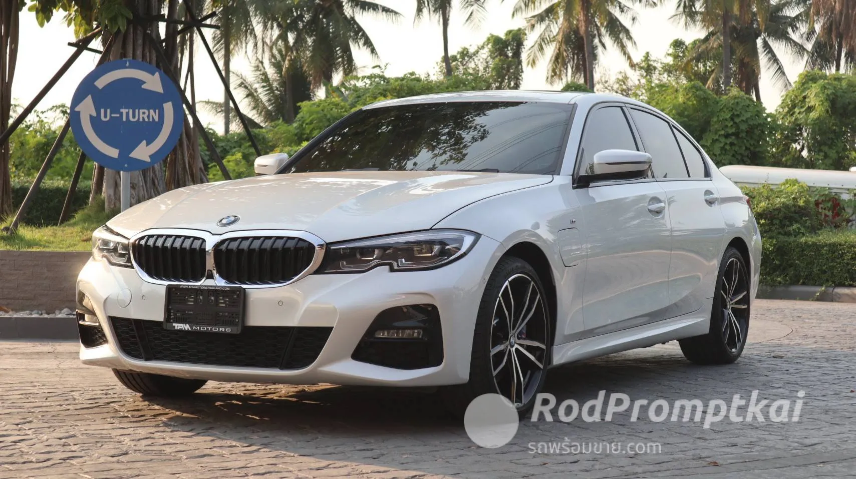 2020-bmw-series-3-330e-m-sport-bangkok-33310631