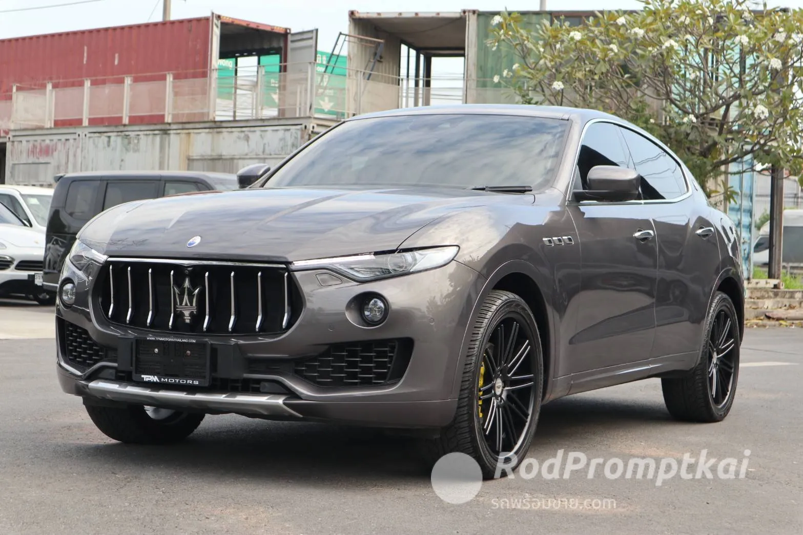 2017-maserati-levante-30-l-4wd-bangkok-04038619