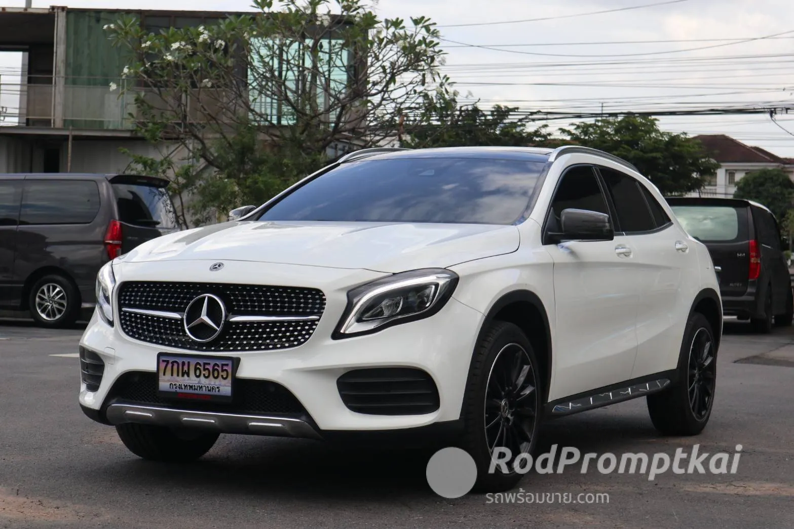 2019-mercedez-benz-gla-class-250-20-amg-dynamic-bangkok-46126748