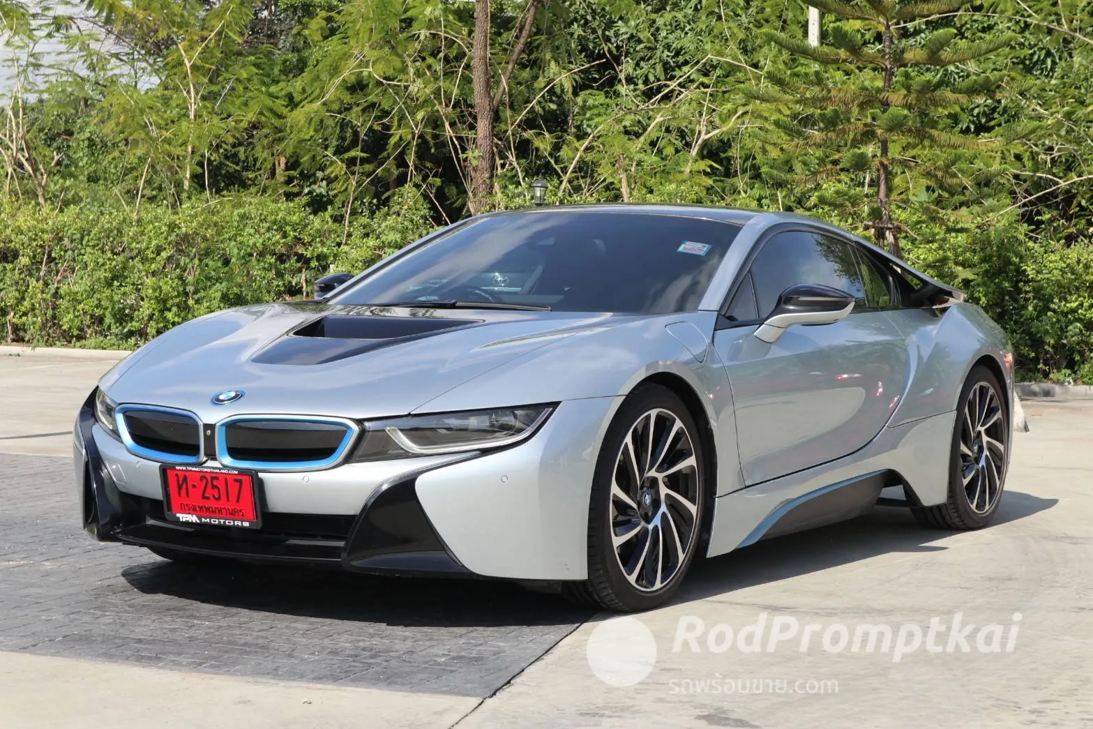 2017-bmw-i8-15-hybrid-bangkok-48703212