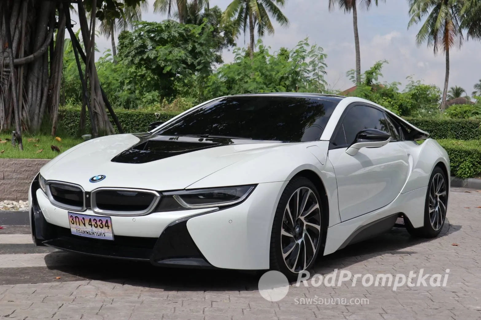 2015-bmw-i8-15-hybrid-bangkok-53444764