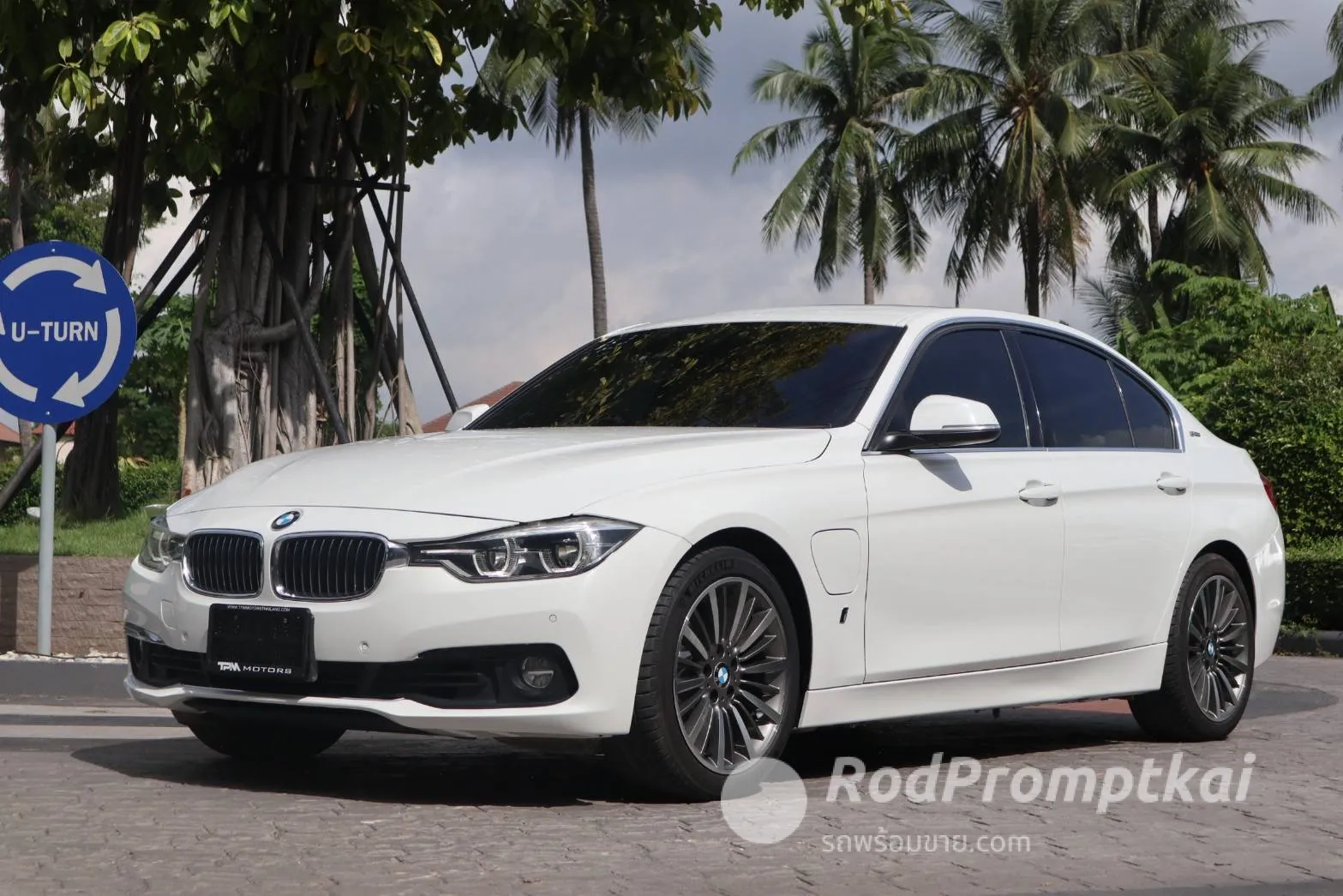 2017-bmw-series-3-330e-luxury-bangkok-24128755