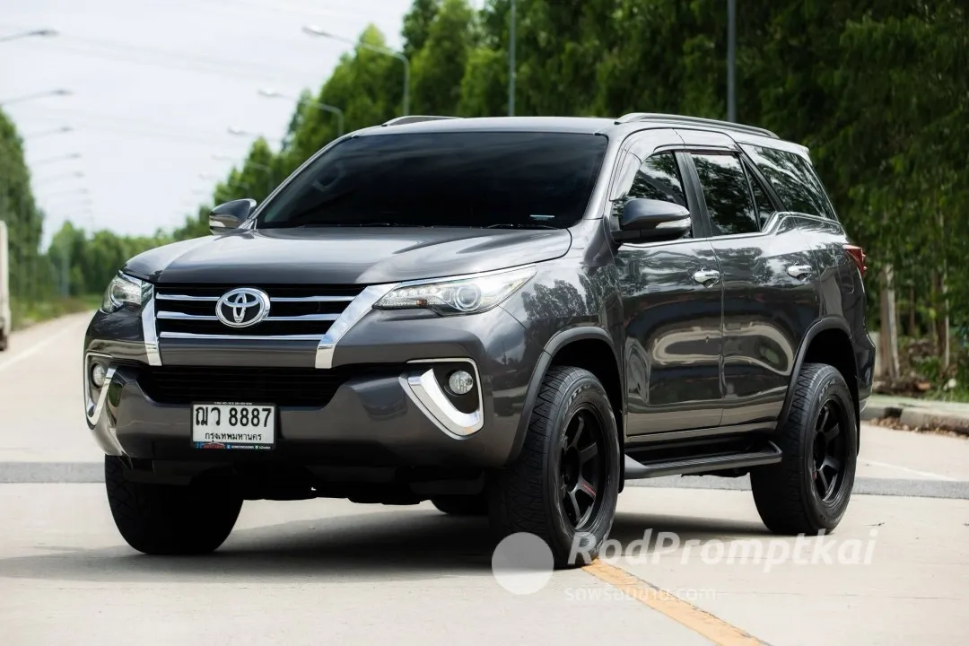 2017-toyota-fortuner-24-v-bangkok-04108631