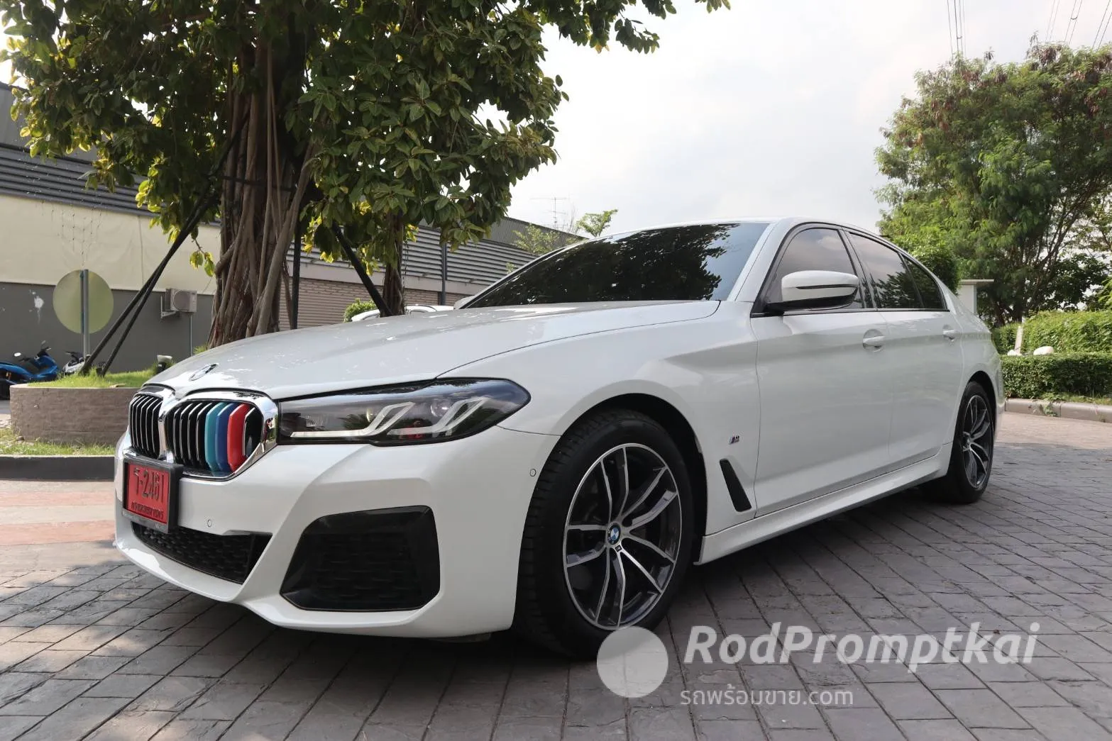 2021-bmw-series-5-520d-m-sport-bangkok-49312235