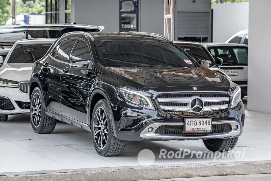 2015-mercedez-benz-gla-class-200-16-urban-bangkok-94680944